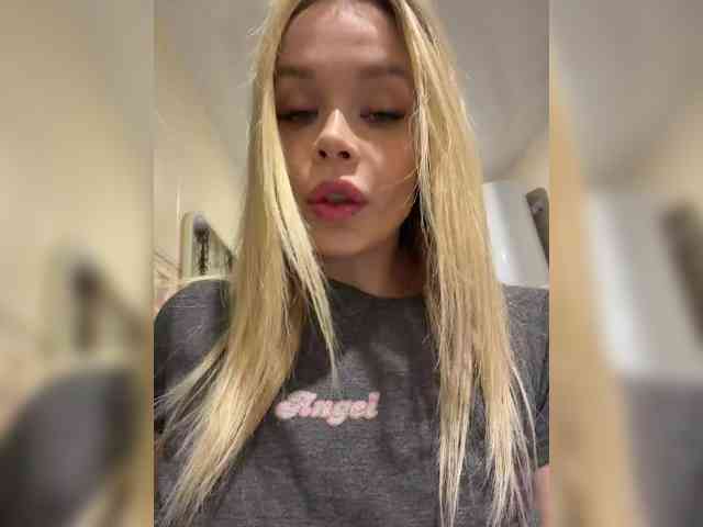 -Riviera-