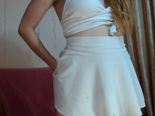 BeautyTriple live cam on BongaCams