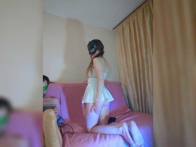 BeautyTriple live cam on BongaCams