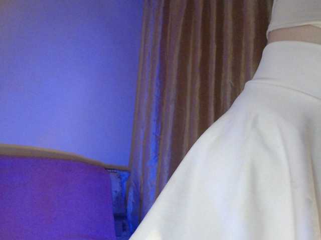 BeautyTriple live cam on BongaCams