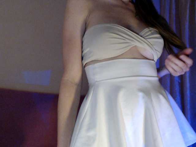 BeautyTriple live cam on BongaCams