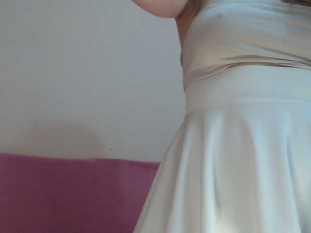 BeautyTriple live cam on BongaCams