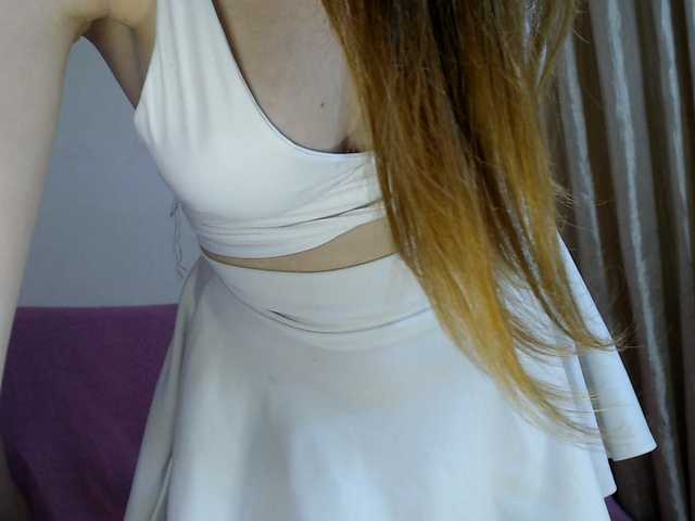 BeautyTriple live cam on BongaCams