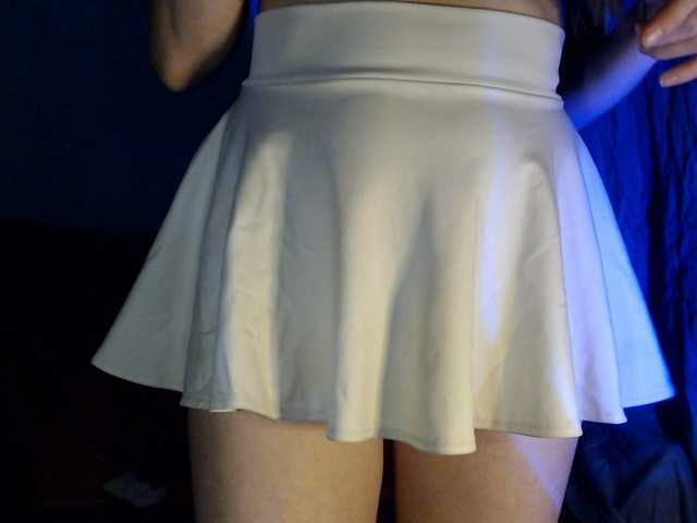 BeautyTriple live cam on BongaCams