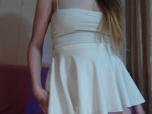 BeautyTriple live cam on BongaCams