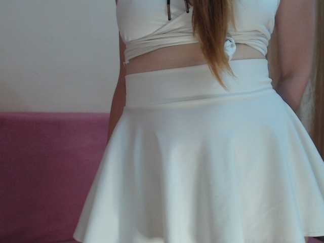 BeautyTriple live cam on BongaCams