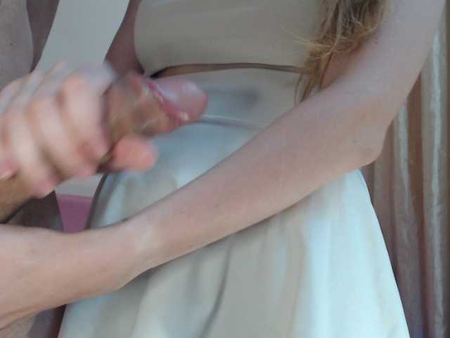 BeautyTriple live cam on BongaCams