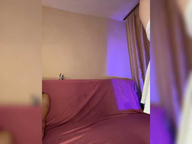 BeautyTriple live cam on BongaCams