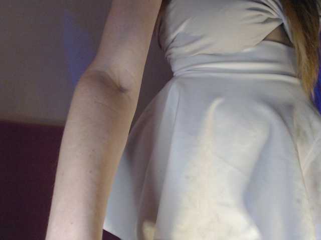 BeautyTriple live cam on BongaCams