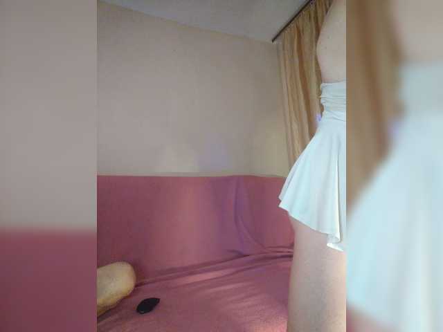 BeautyTriple live cam on BongaCams