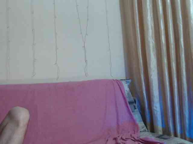BeautyTriple Live Webcam on BongaCams
