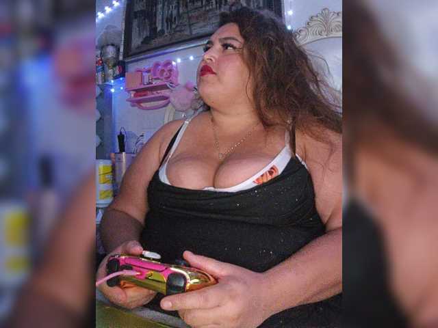 bbwfatpanocha live cam on BongaCams