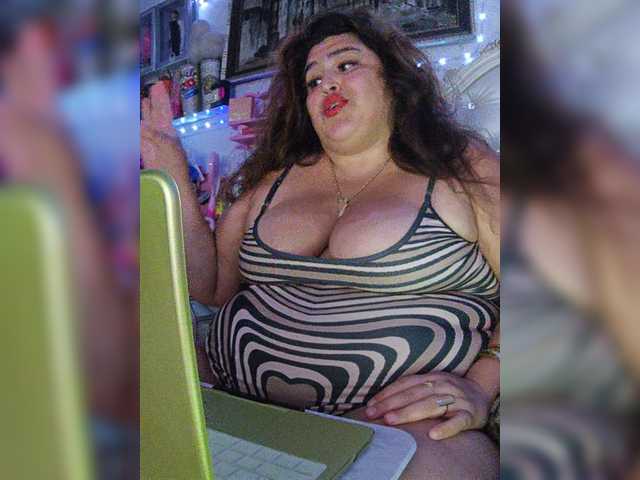 bbwfatpanocha live cam on BongaCams