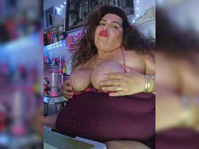 bbwfatpanocha live cam on BongaCams
