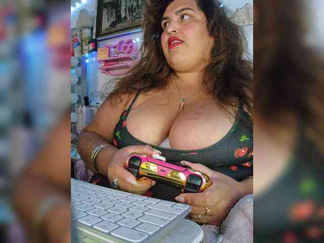 Modelo: bbwfatpanocha