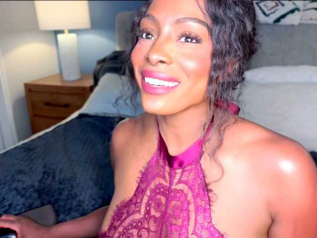 SparkleTittes live cam on BongaCams