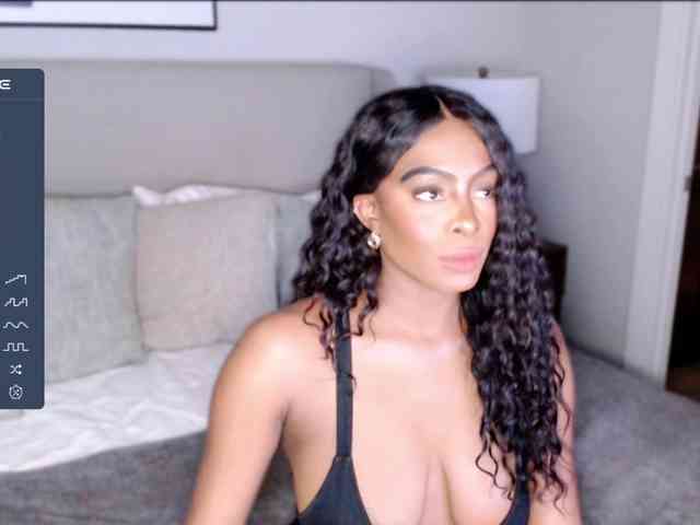 SparkleTittes webcam