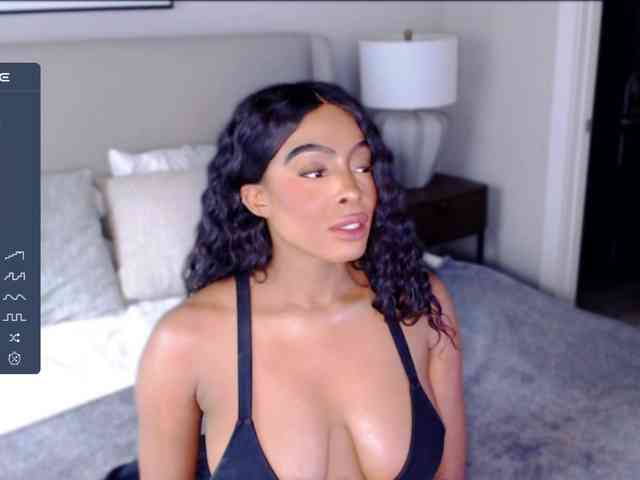 SparkleTittes webcam