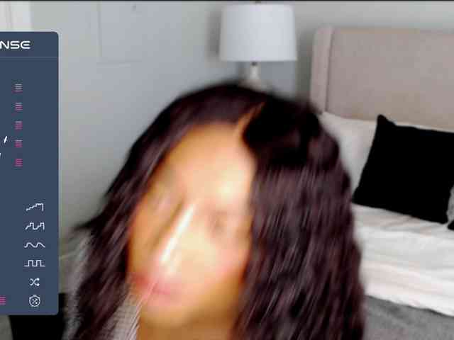 SparkleTittes webcam