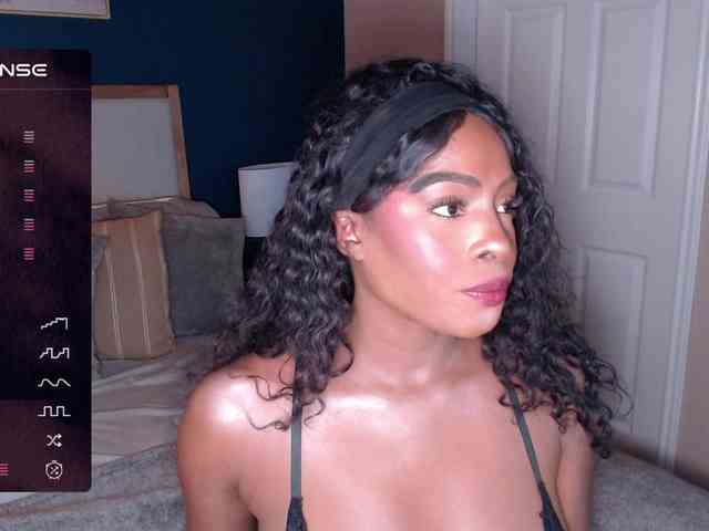 SparkleTittes webcam
