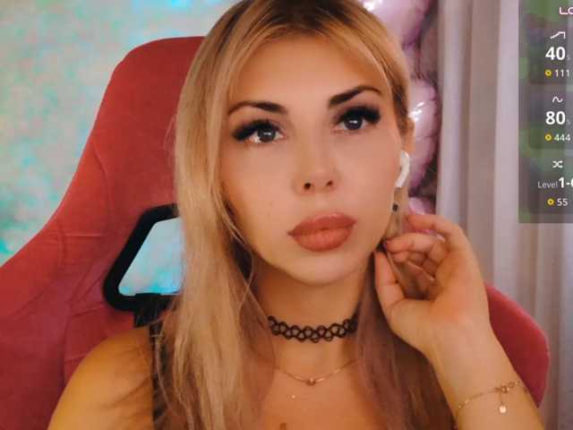 le modèle Cool-Baby est en webcam porno dans un show sur le site bongacams, il possède les tags suivants: White/Caucasian,Blonde,Shaved