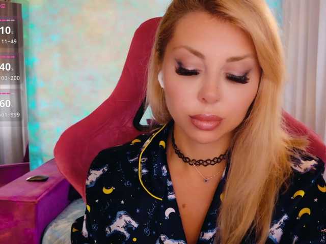 Karina-kross