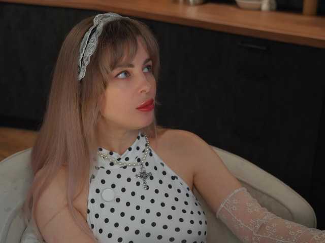 -Queen-Maria- live cam on BongaCams