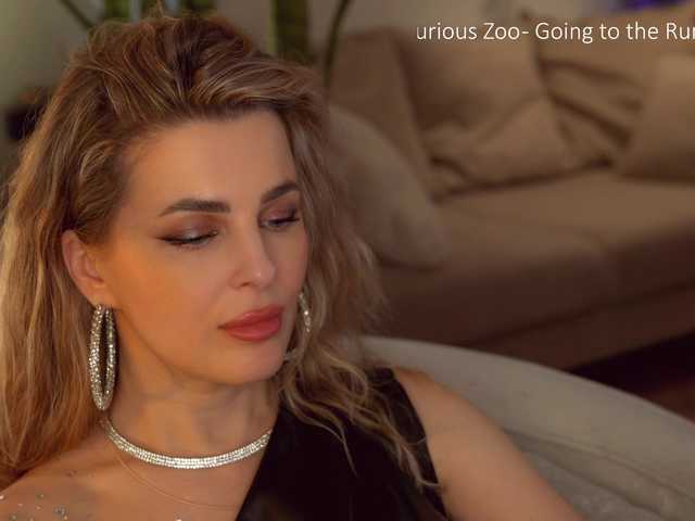  -Queen-Maria- chat room