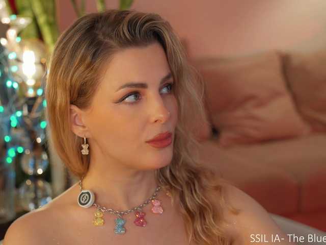 -Queen-Maria-
