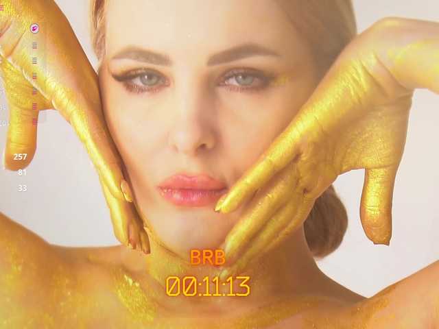 модель -Queen-Maria-