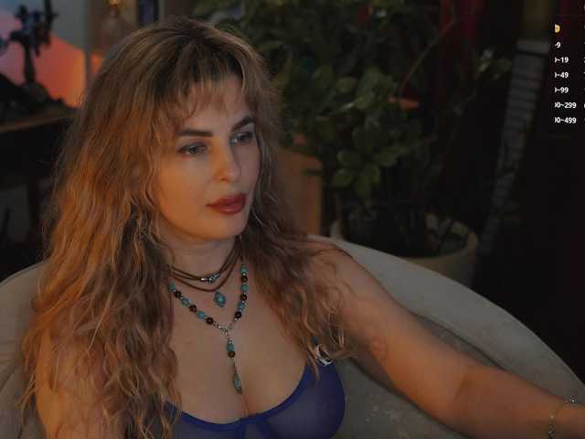 _Lady_M_ live cam preview