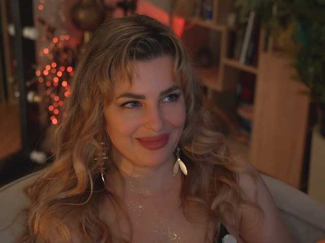 -Queen-Maria-