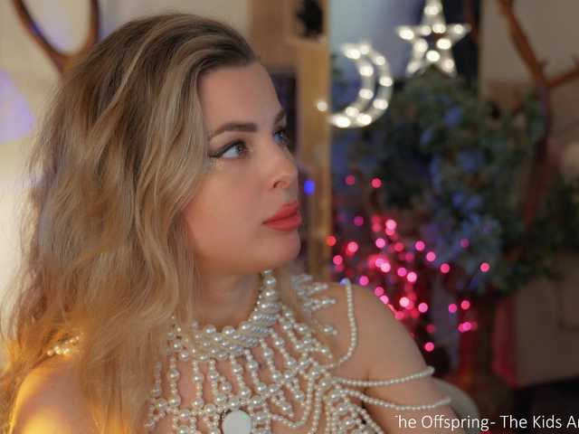 -Queen-Maria-