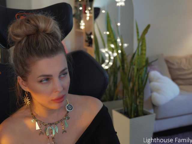 -Queen-Maria-