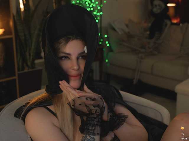 -Queen-Maria-
