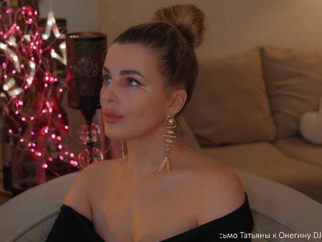 -Queen-Maria- live cam on BongaCams