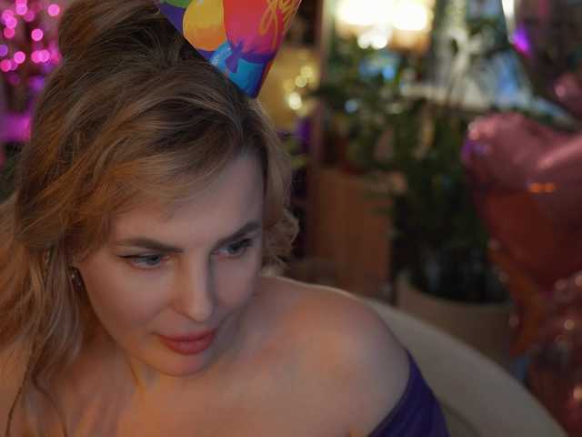 -Queen-Maria-