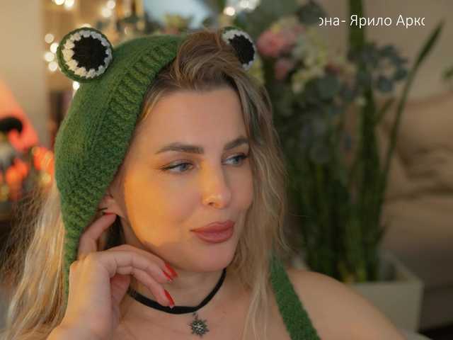 -Queen-Maria-