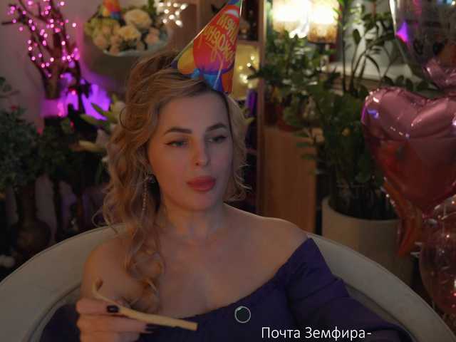-Queen-Maria-