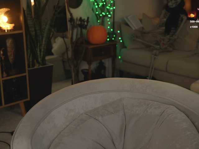 -Queen-Maria- live webcam preview