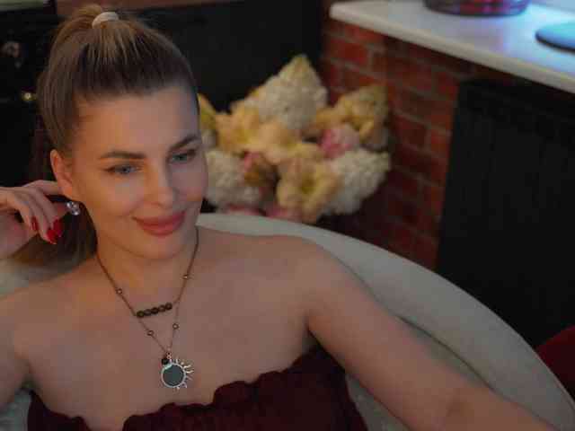 _Lady_M_ webcam