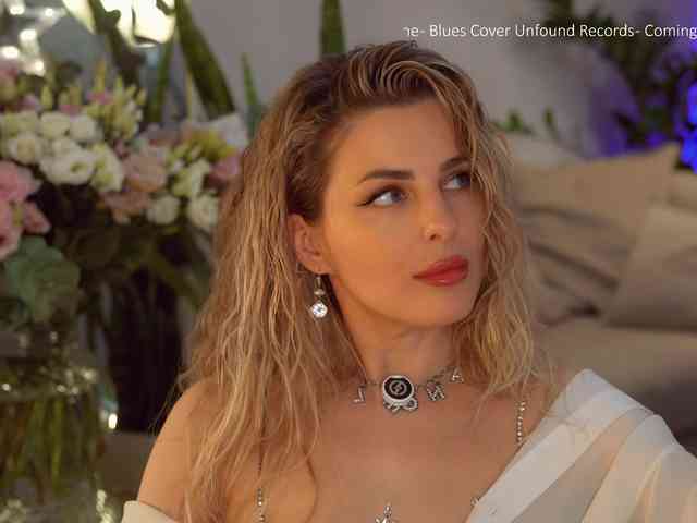 Модель: _Lady_M_