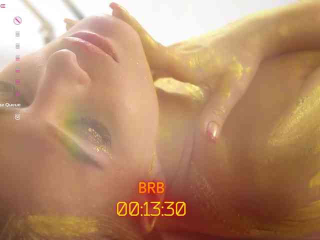 Model: _Lady_M_