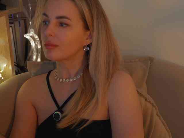 _Lady_M_ webcam