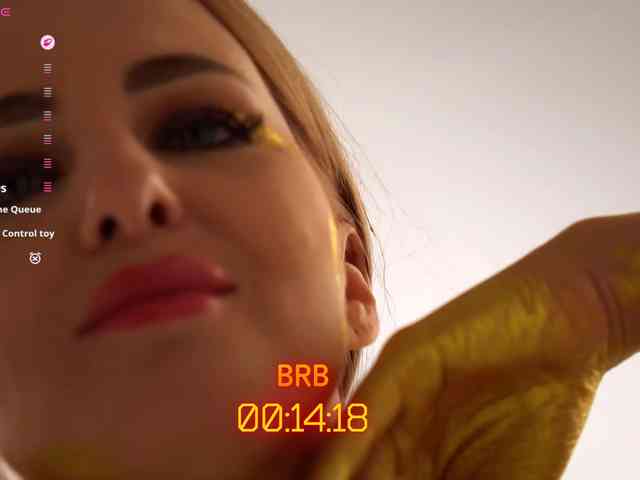 _Lady_M_ webcam