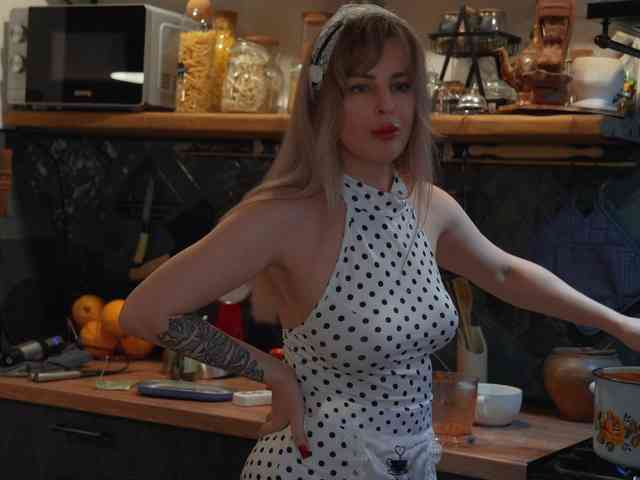 _Lady_M_ webcam