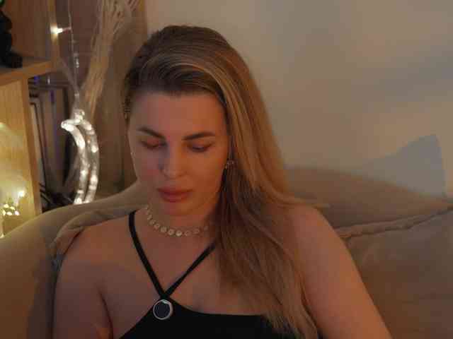 _Lady_M_ webcam