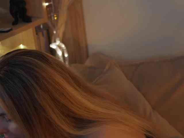 _Lady_M_ webcam