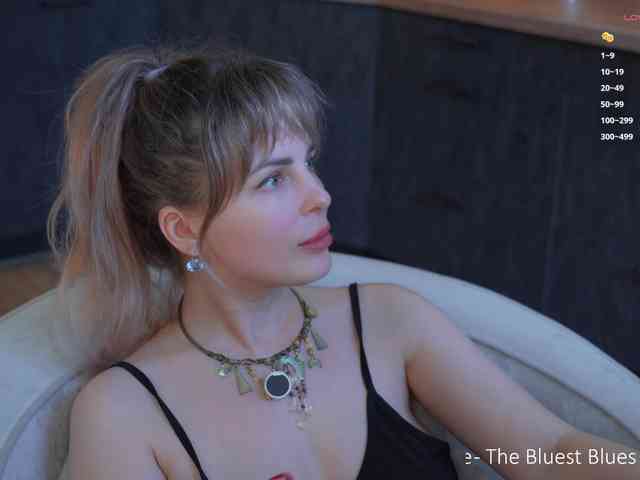 _Lady_M_ webcam