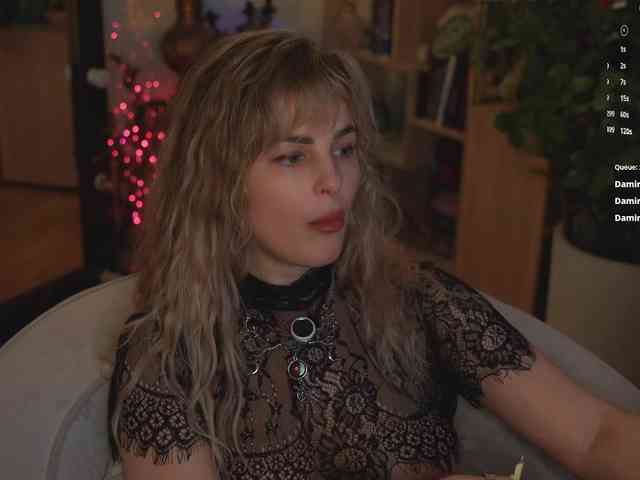_Lady_M_ webcam